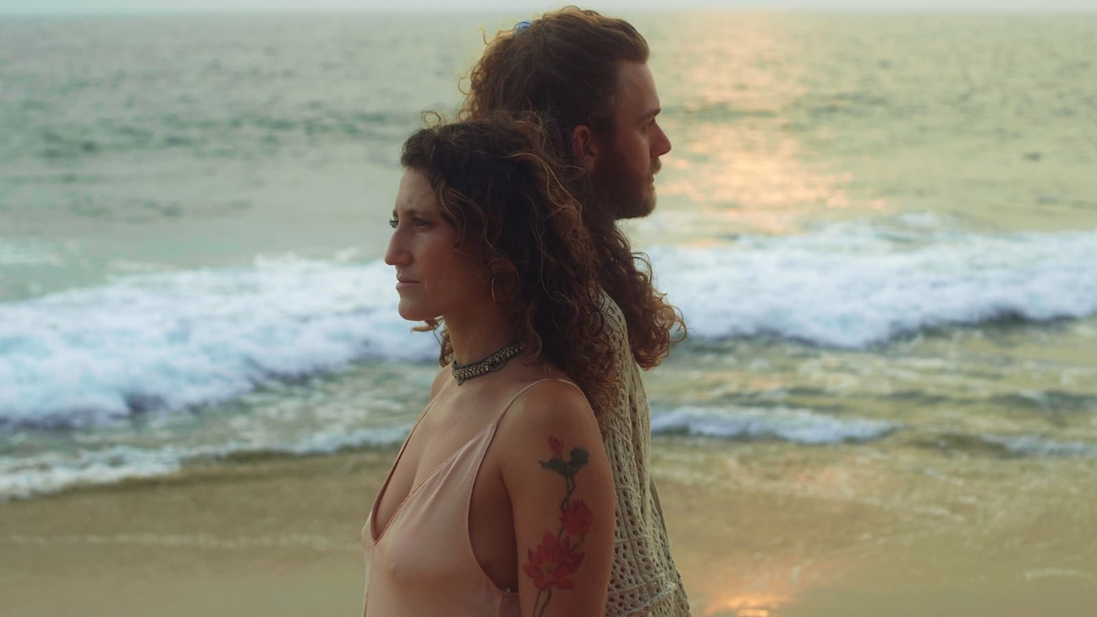 Devi & Flo, Kerala Dust